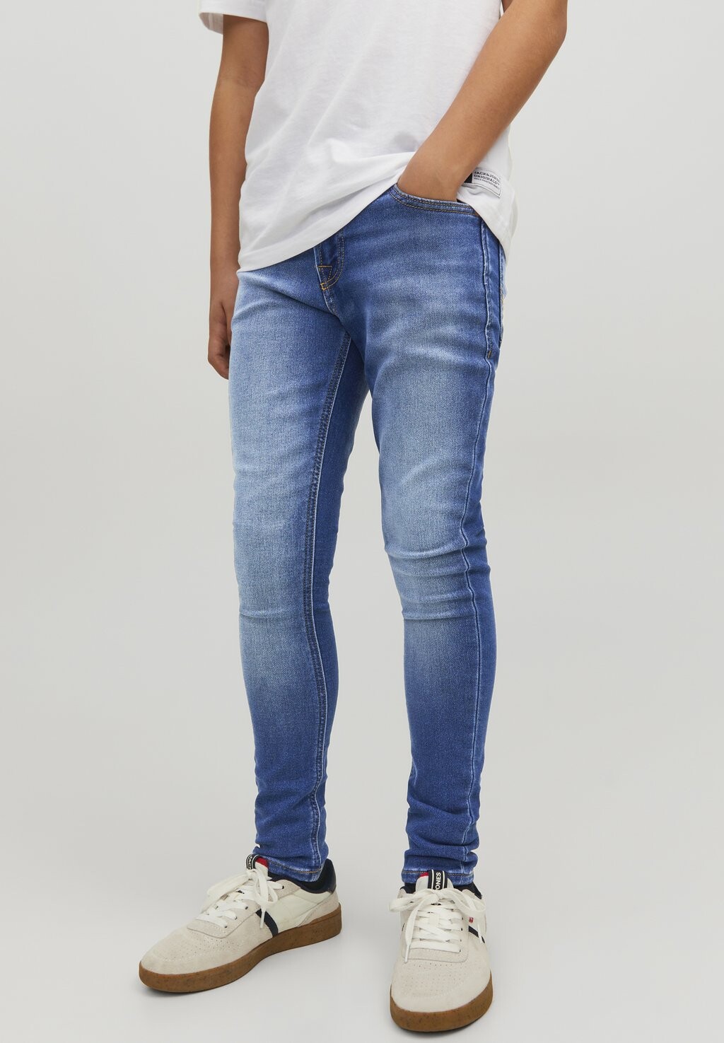 

Джинсы Slim Fit LIAM ORIGINAL MF 801 INDIGO Jack & Jones Junior, цвет blue denim