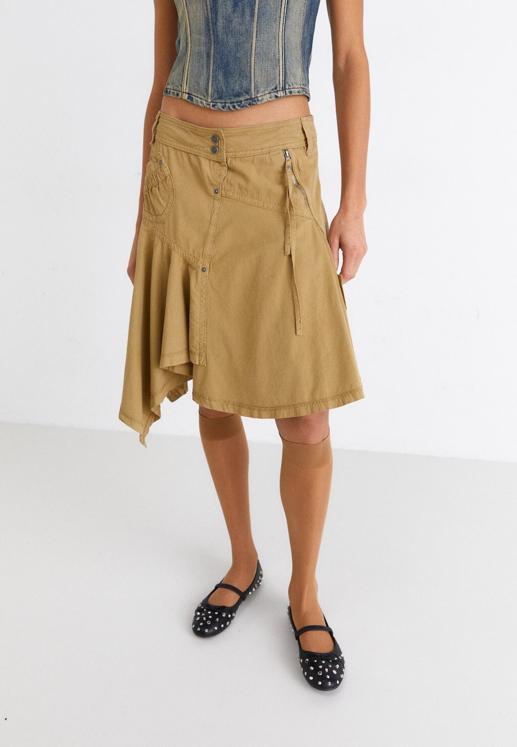 

Юбка А-силуэта ASYMMETRIC CHOPPY CARGO SKIRT Jaded London, цвет beige
