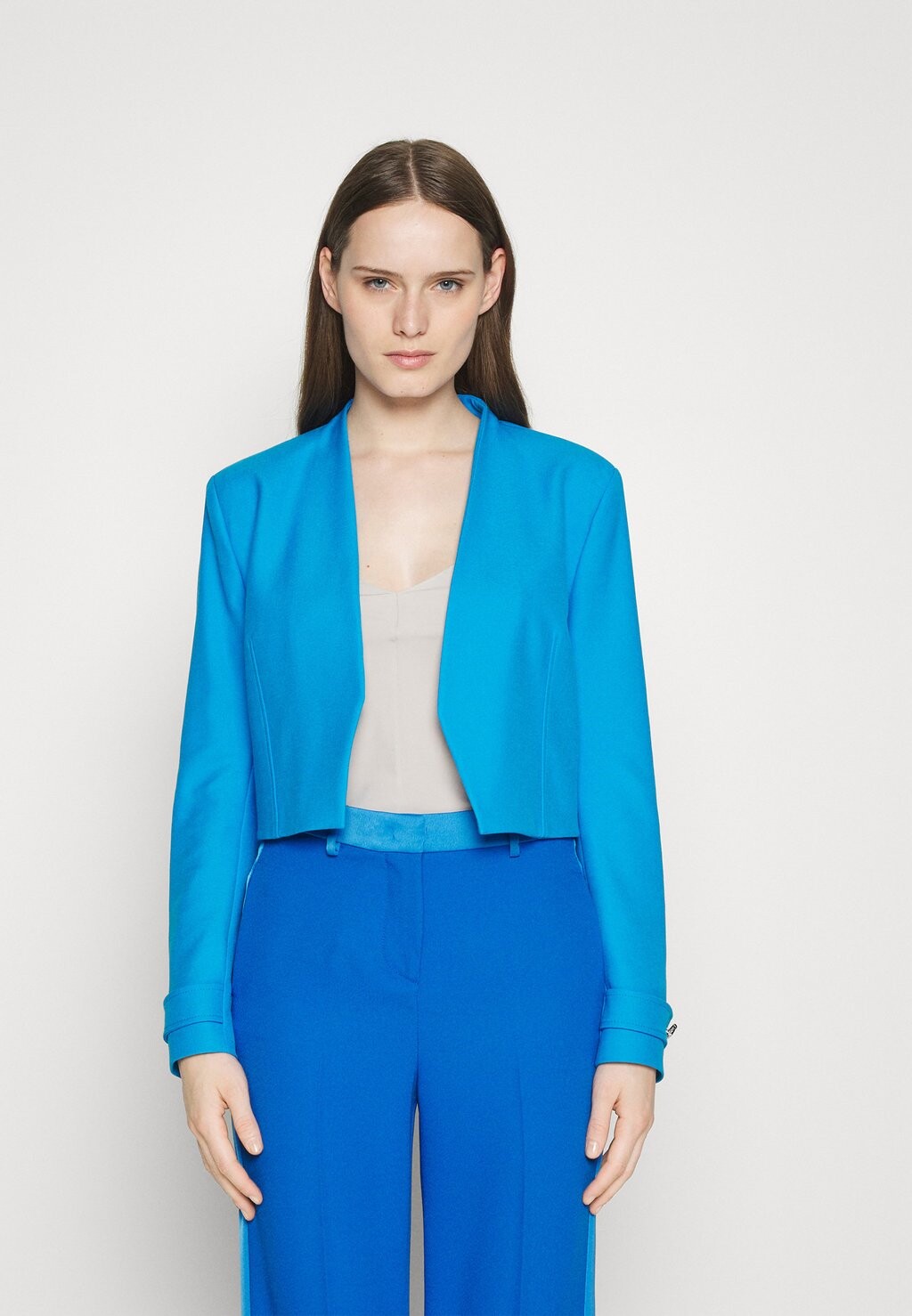 

Пиджак SLIM-FIT CROPPED JACKET WITH COLLARLESS STYLING BOSS, синий