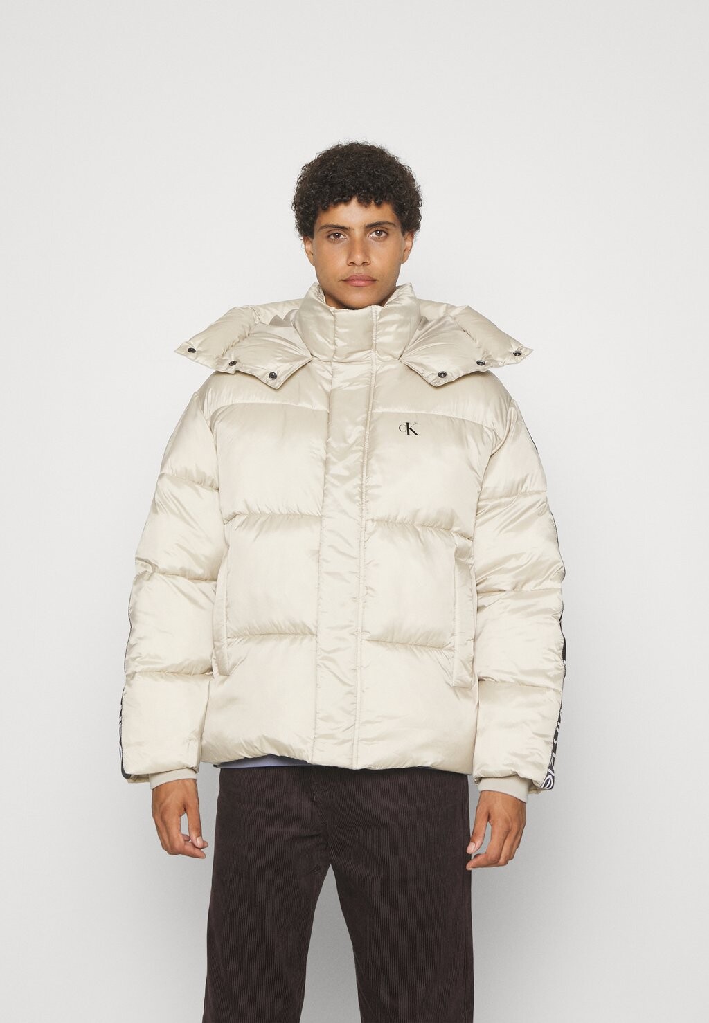 

Куртка Calvin Klein Jeans, Серый