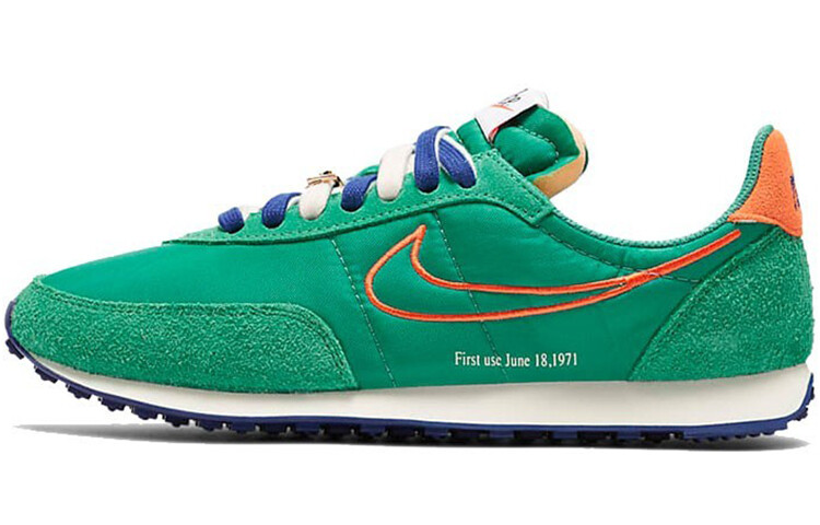 

Кроссовки Nike Waffle Trainer 2 при первом использовании, зеленый шум