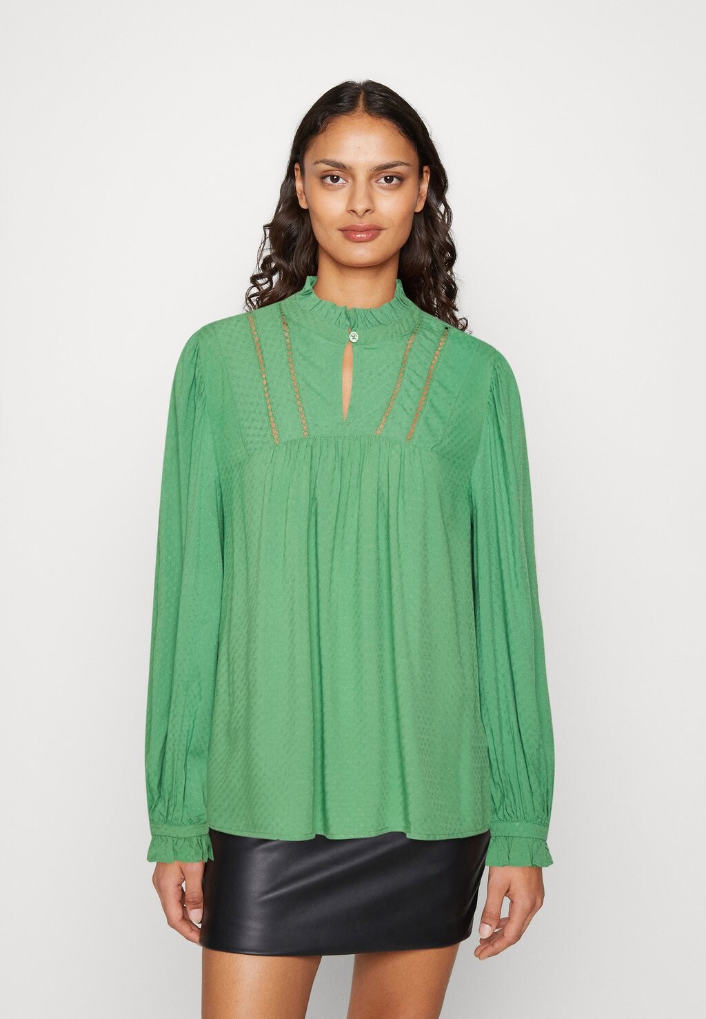 

Блузка Marks & Spencer