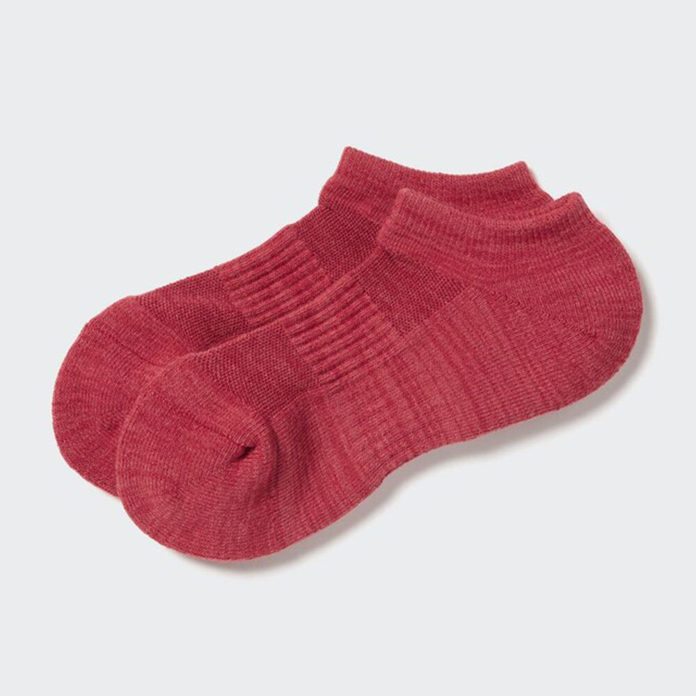 

Женские носки Uniqlo HEATTECH спортивные, кораллово-красный