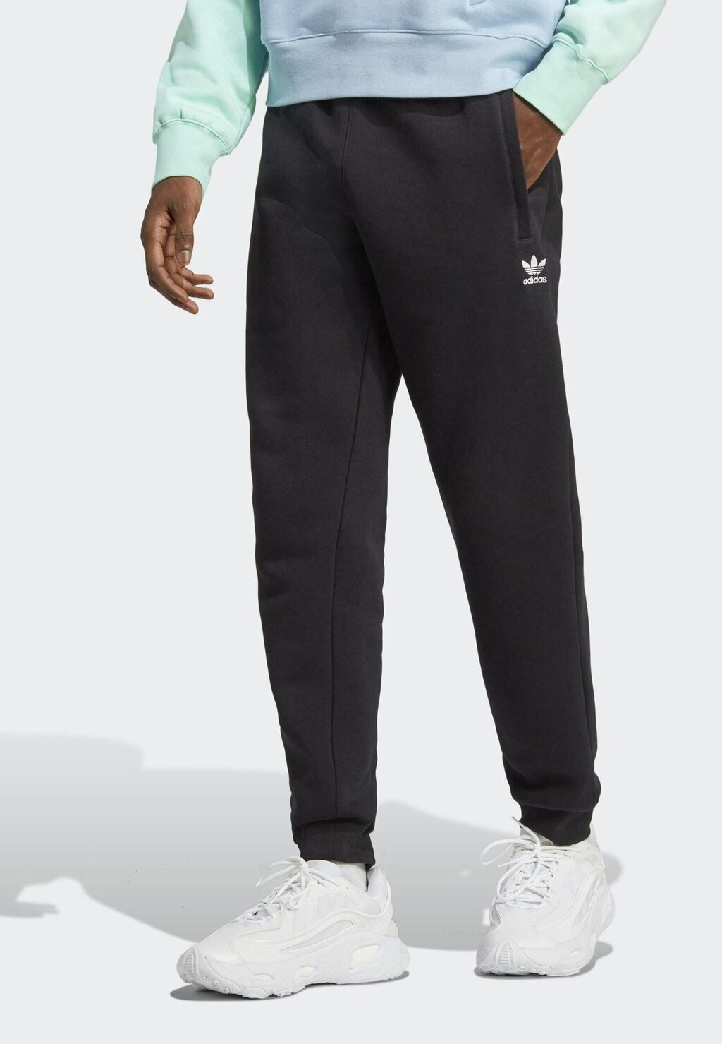 

Спортивные брюки Trefoil Essentials adidas Originals, черный