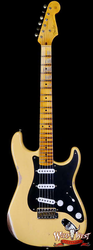 цена Электрогитара Fender Custom Shop Limited Edition 70th Anniversary 1954 Stratocaster Relic Nocaster Blonde with Black Pickguard 7.50 LBS