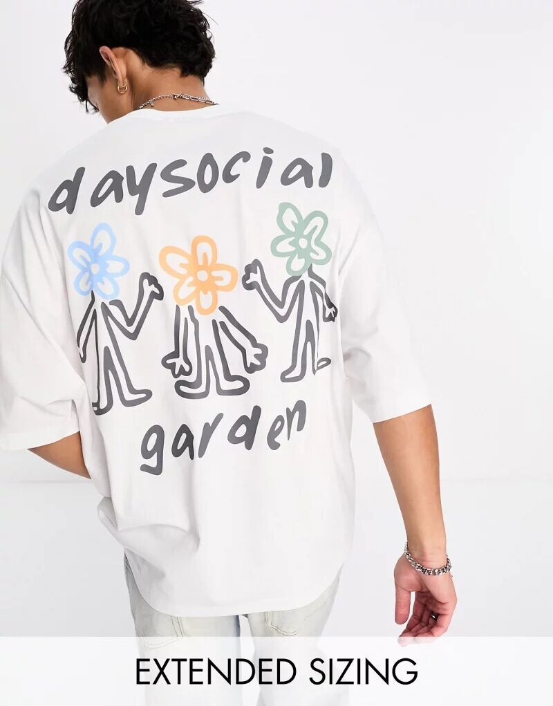 

Белая объемная футболка с графическим принтом Daysocial Garden ASOS Daysocial