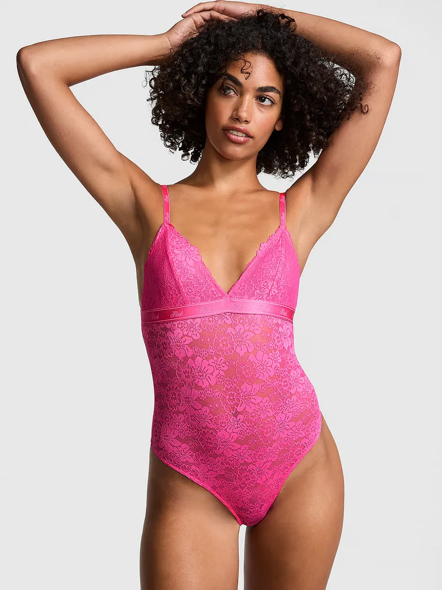 

Кружевное боди Wink без подкладки с треугольными чашечками Pink, цвет Carmine Rose