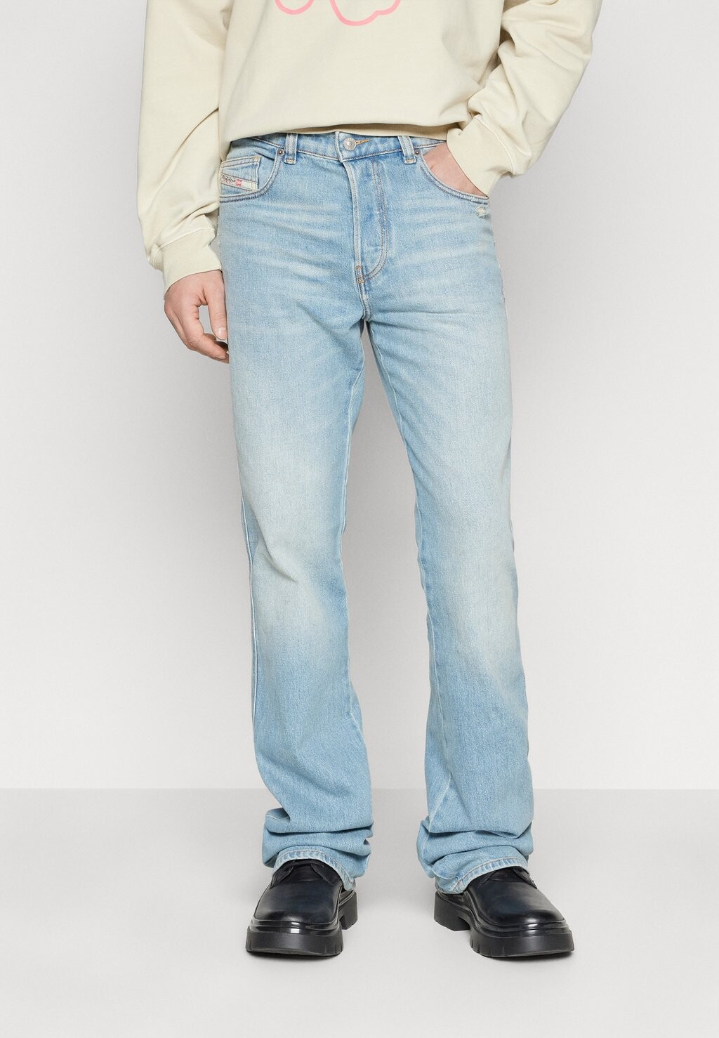 

Джинсы Bootcut Buck Diesel, цвет light blue