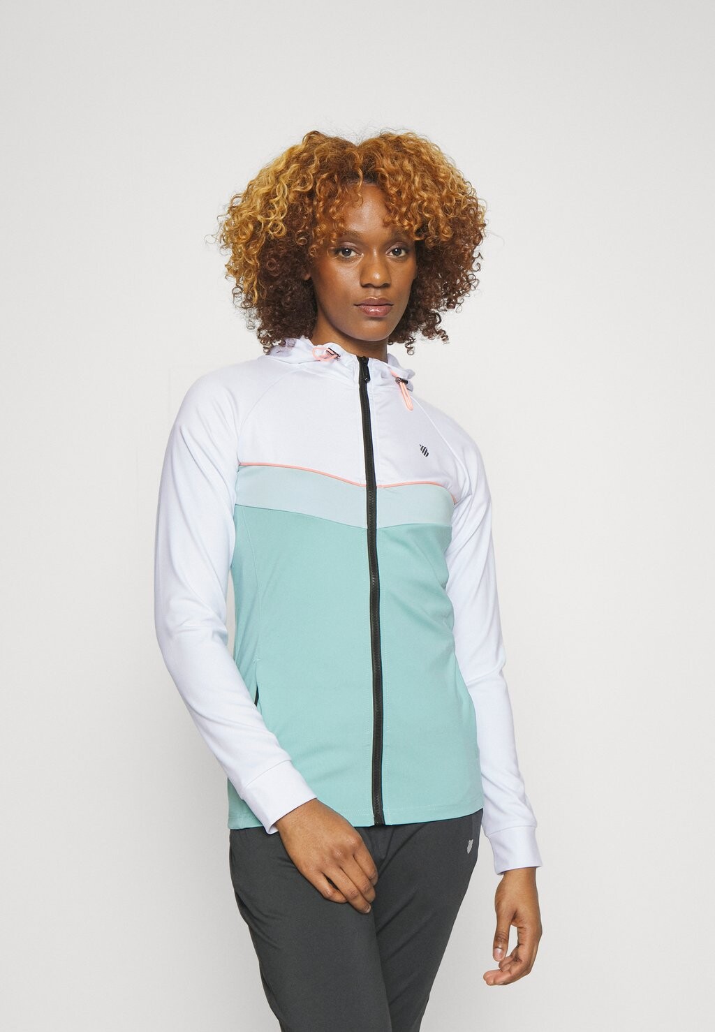 

Спортивная куртка K-SWISS