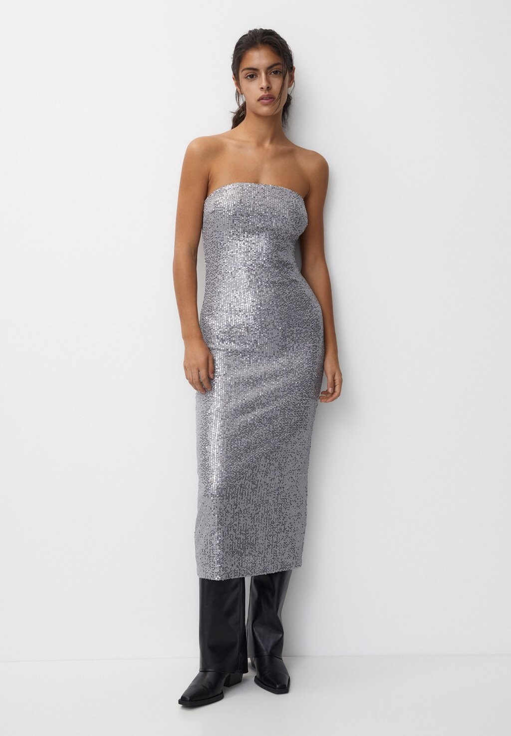 

Коктейльное/праздничное платье SEQUINNED BANDEAU PULL&BEAR, цвет silver coloured