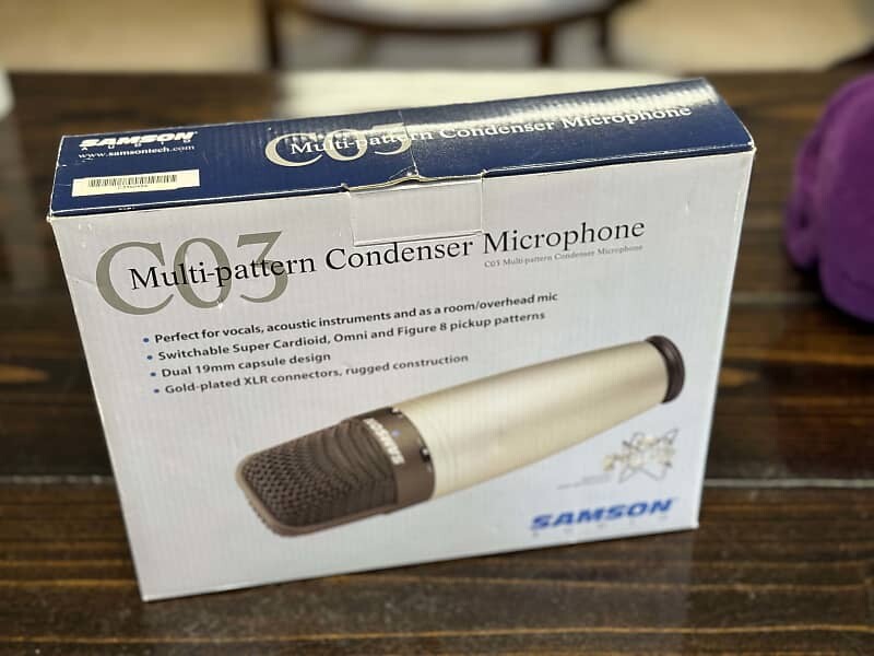 

Конденсаторный микрофон Samson C01 Large Diaphragm Cardioid Condenser Microphone