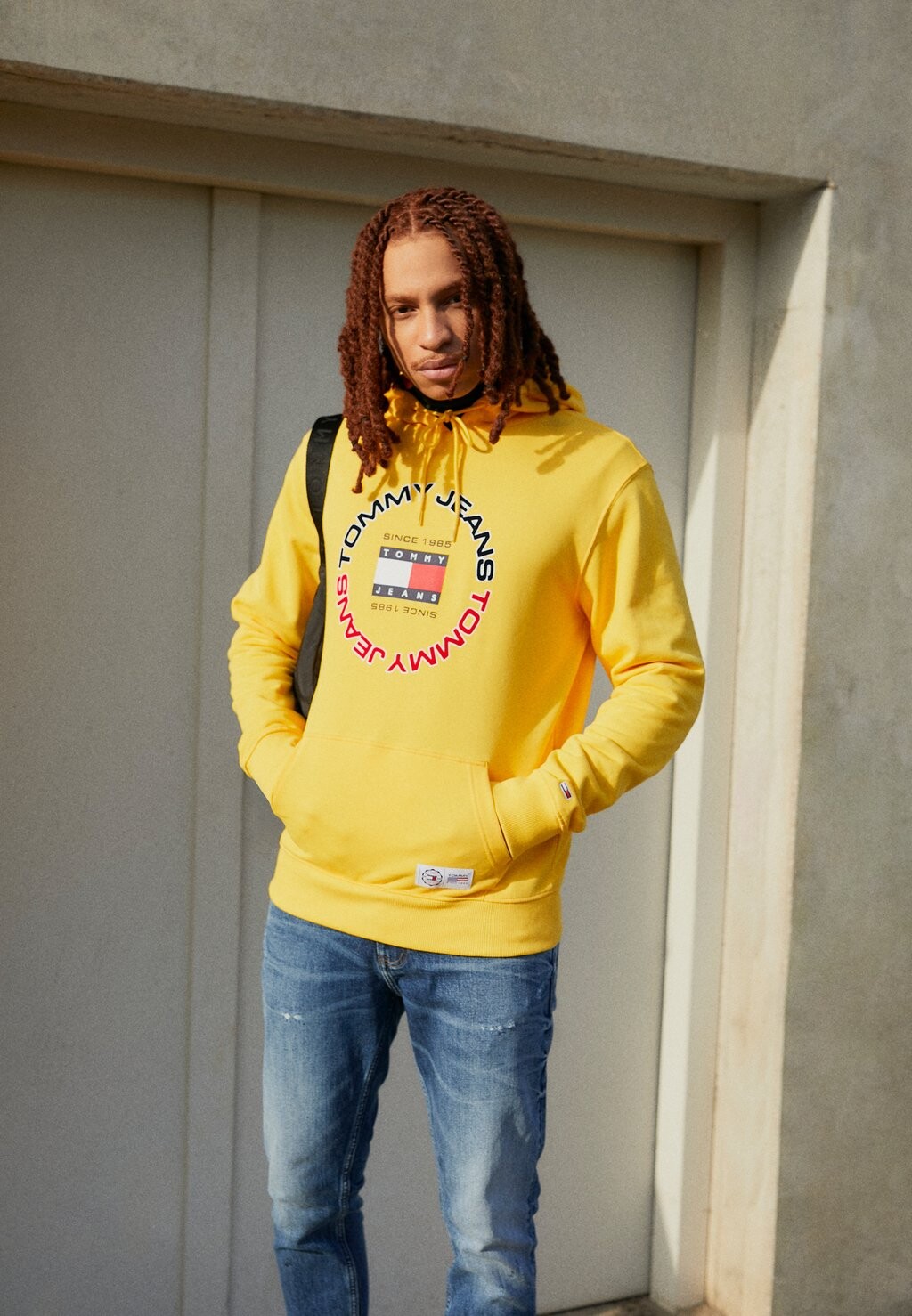 

Толстовка Tommy Jeans