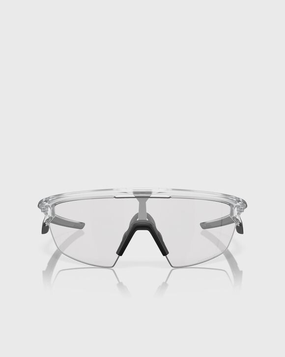 

Солнцезащитные очки Oakley Sphaera, цвет matte clear/clear photochromic