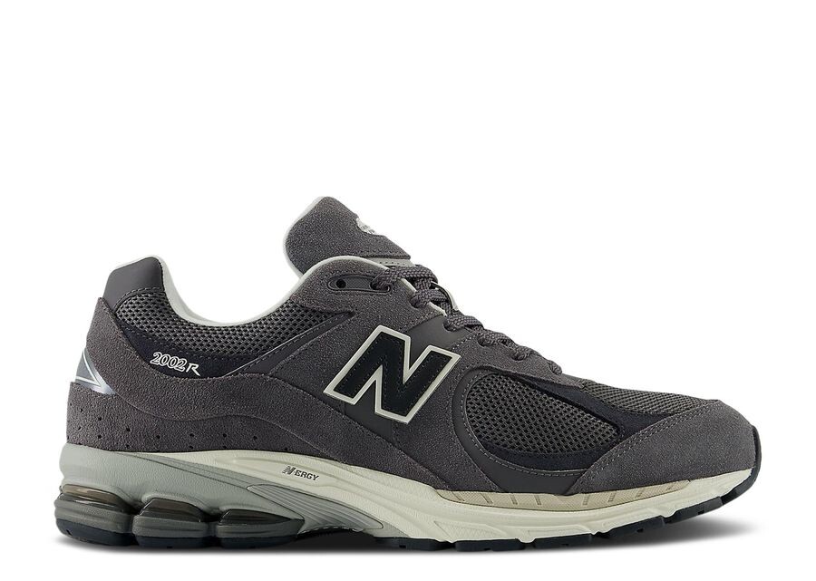 

Кроссовки New Balance New Balance 2002R, цвет Monochrome Suede Pack Grey