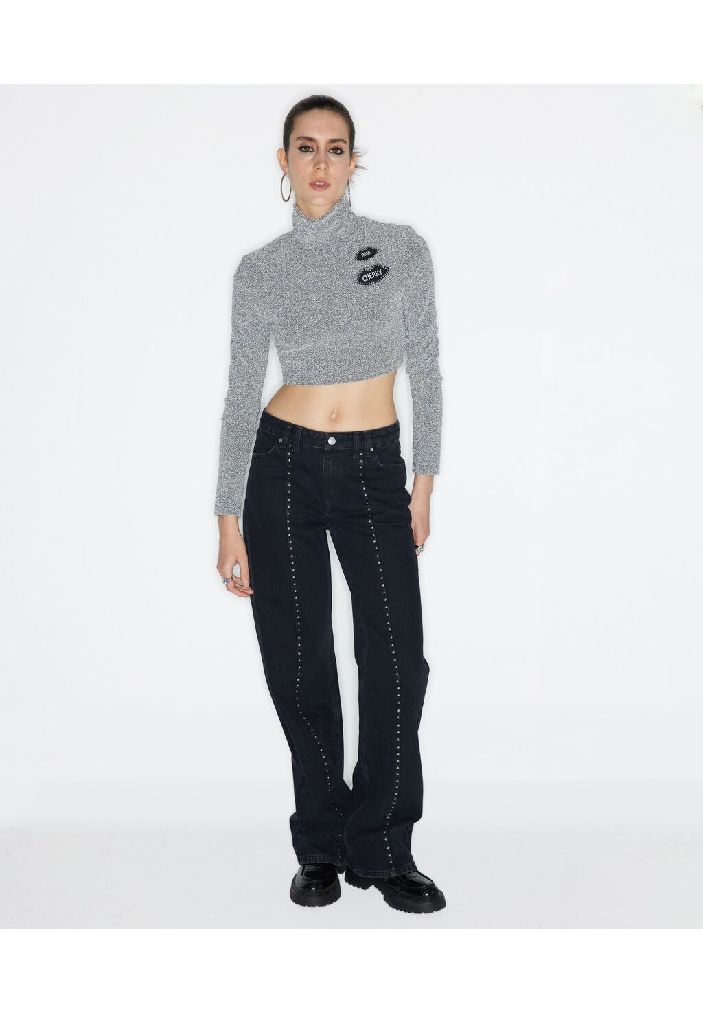 

Блузка SLIM FIT DETAILED CROP Twist, серебро