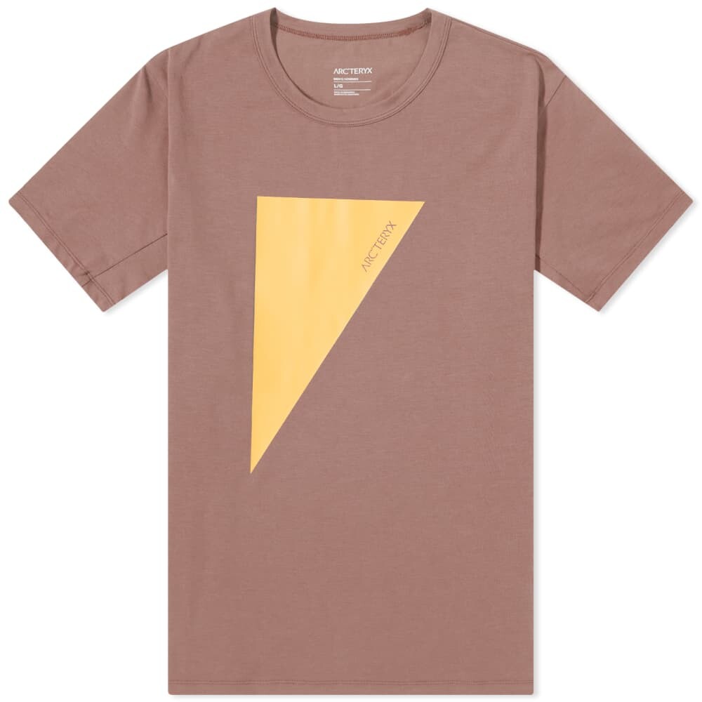 

Футболка Arcteryx Captive Arc'posстрофe Word