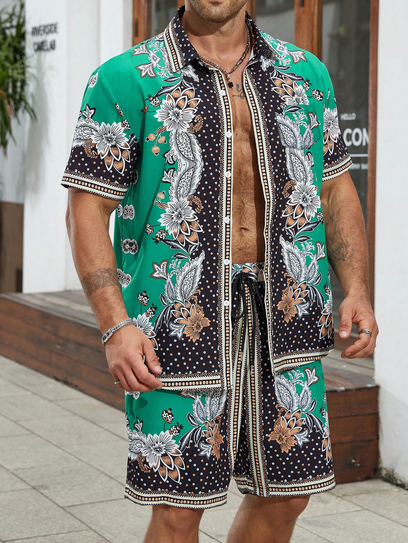Manfinity RSRT Мужская рубашка больших размеров с цветочным принтом и короткими рукавами, многоцветный комплект мужской из 2 предметов рубашка с коротким рукавом и отворотами леопардовый принт пляжные шорты гавайская уличная одежда incerun 5xl