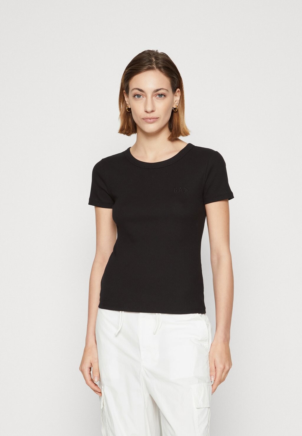 

Футболка базовая BRANNA RINGER GAP, цвет true black