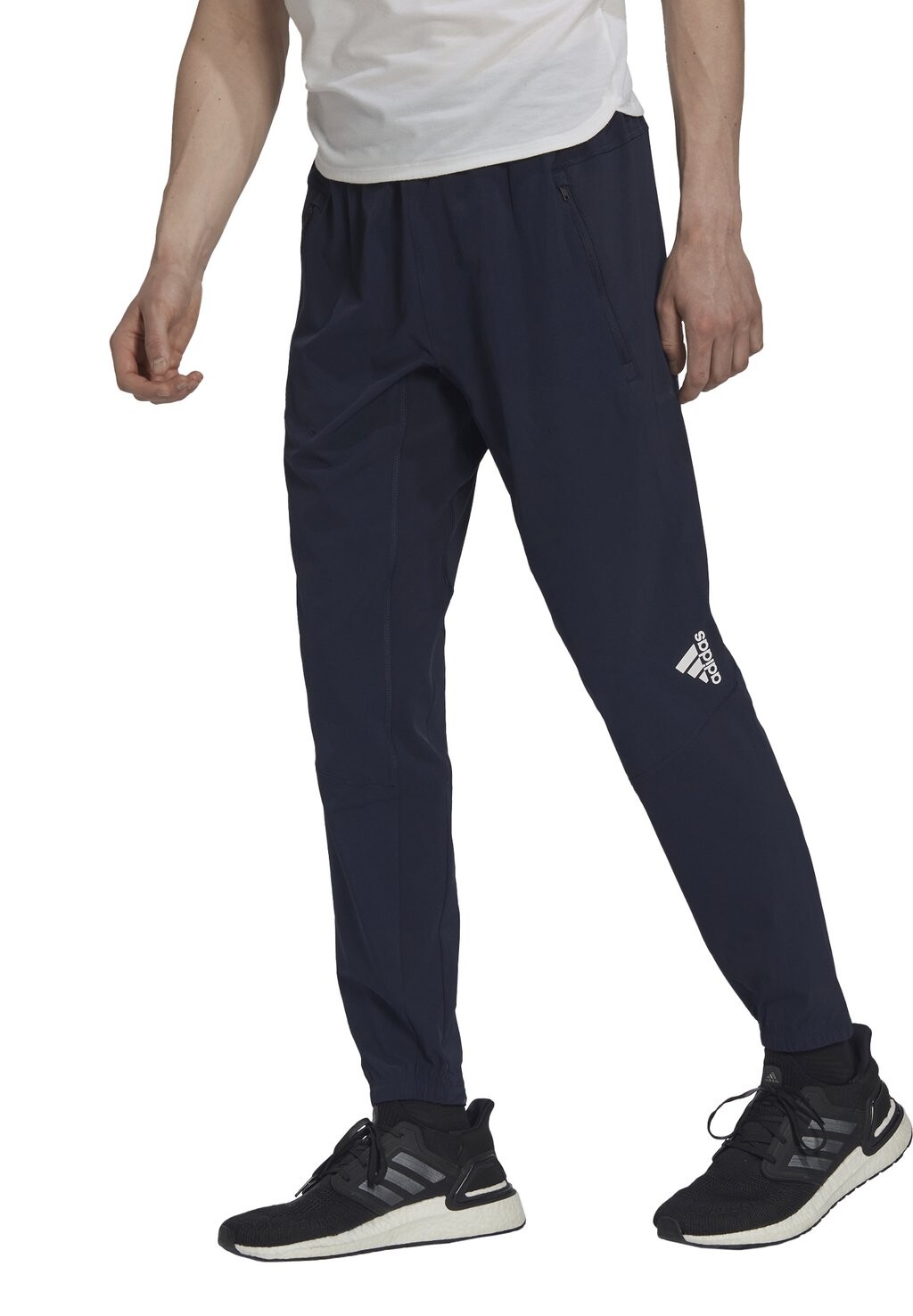 

Спортивные брюки Adidas