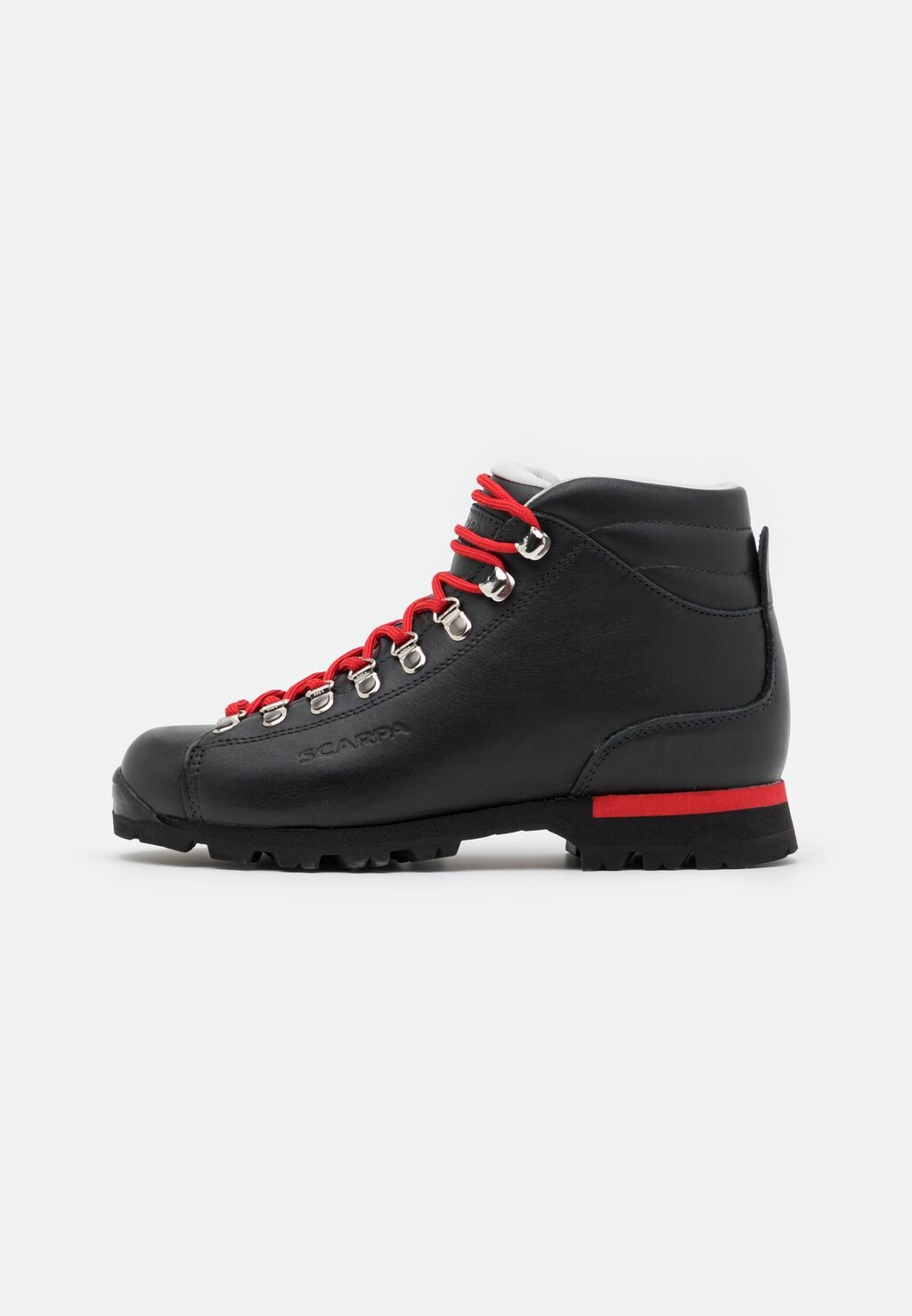 

Обувь для походов Scarpa