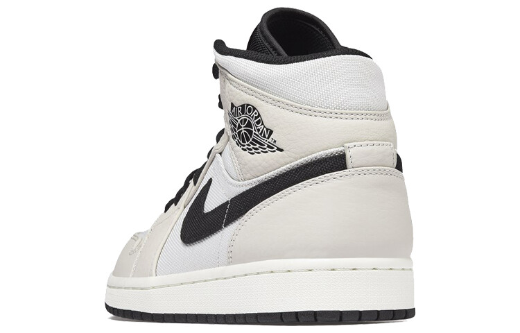 

Jordan 1 Mid SE Light Bone