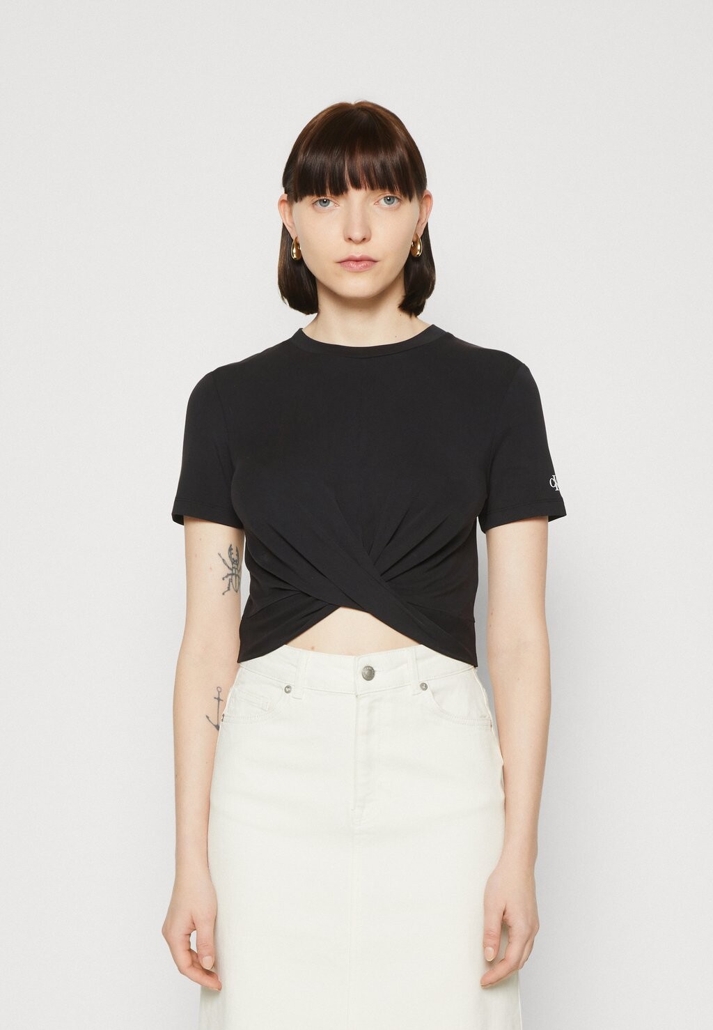 

Футболка с принтом Calvin Klein Jeans, черный