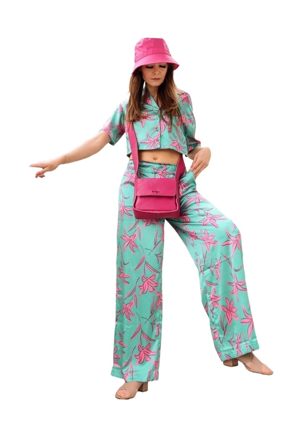 

Сумка через плечо MIA Bolsa, цвет fuchsia