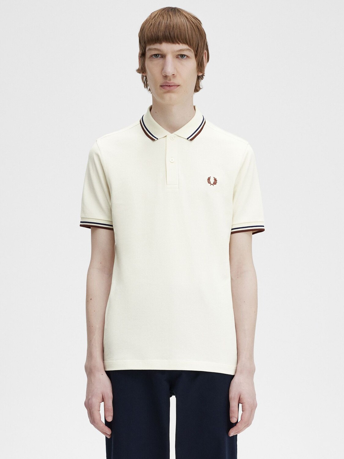 Рубашка поло стандартного кроя с двумя кончиками Fred Perry, экрю куртка рубашка fred perry utility pocket коричневый