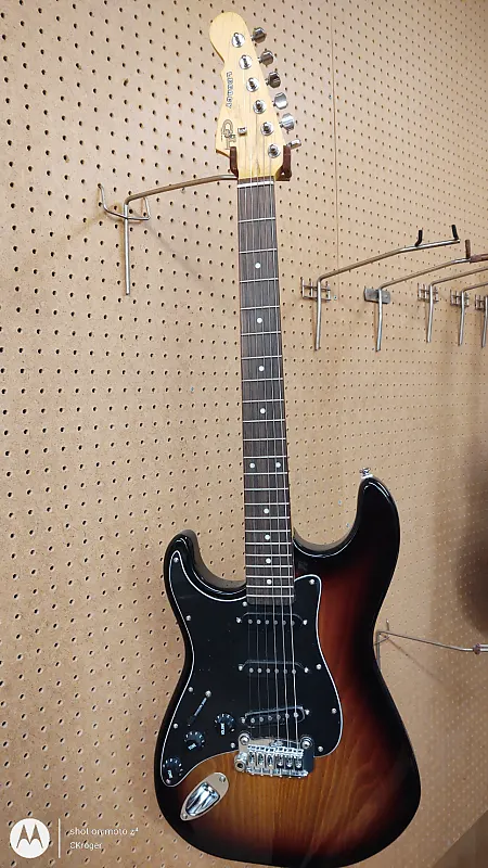 

Электрогитара G&L Tribute Series Legacy Left-Handed