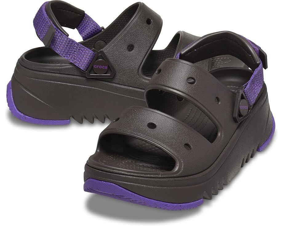 

Туфли Crocs Classic Hiker Xscape Sandal, цвет Espresso/Neon Purple