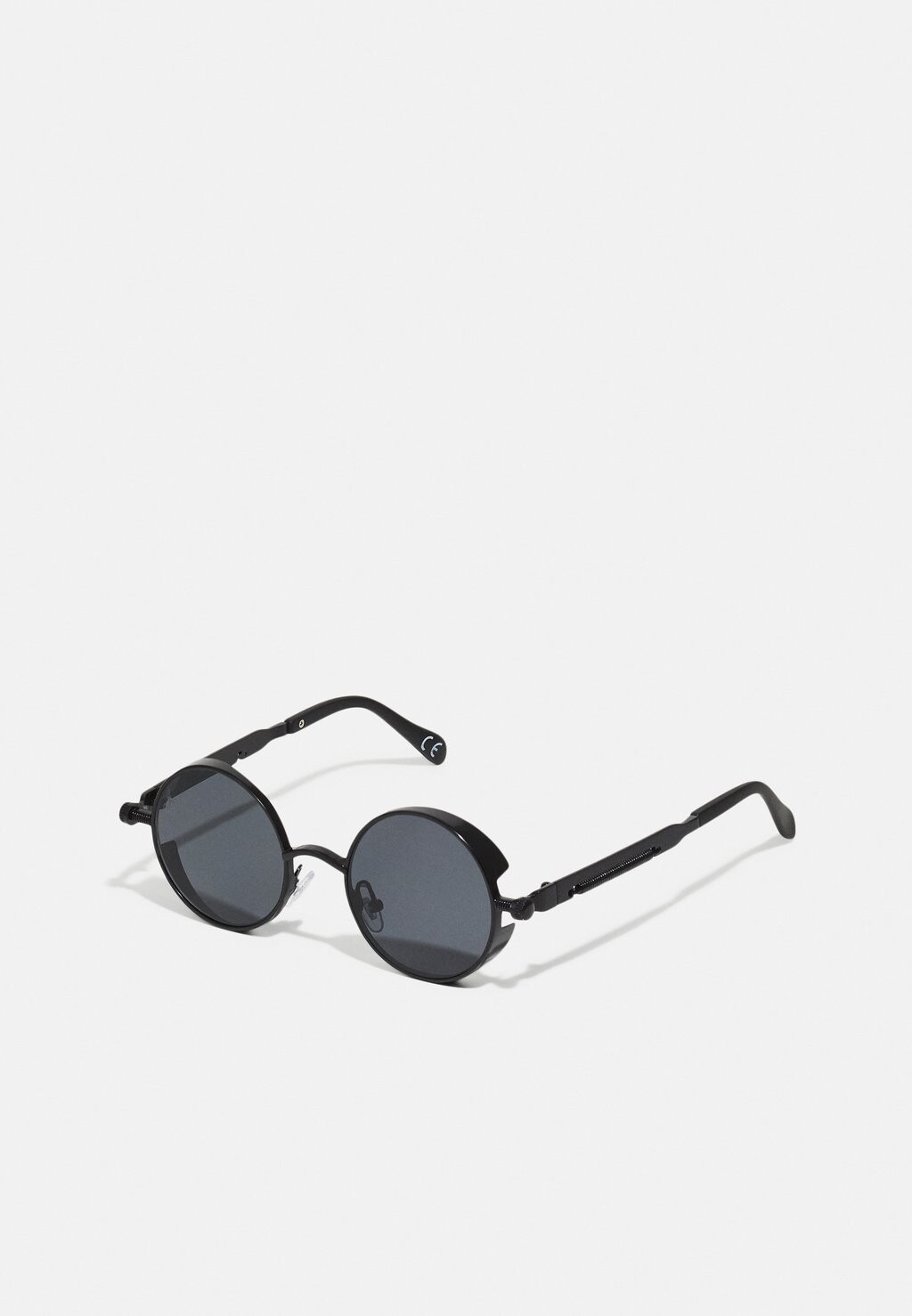 

Солнцезащитные очки Jeepers Peepers, черный
