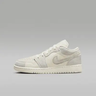 

Кроссовки Jordan Air 1 Low SE Craft, цвет Pale Ivory/Legend Light Brown/Sail