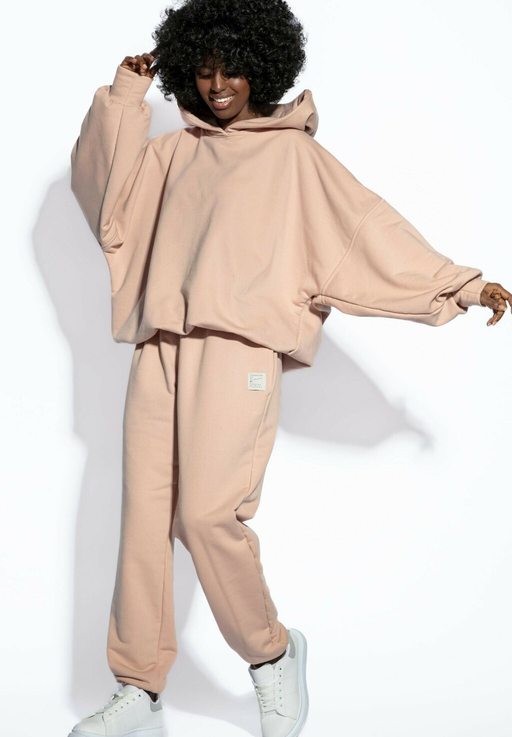 

Спортивный костюм SET Fobya, бежевый