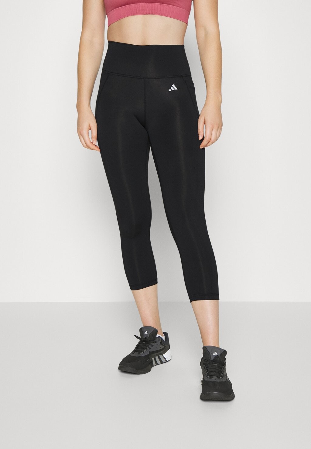 

Шорты 3/4 Adidas, черный