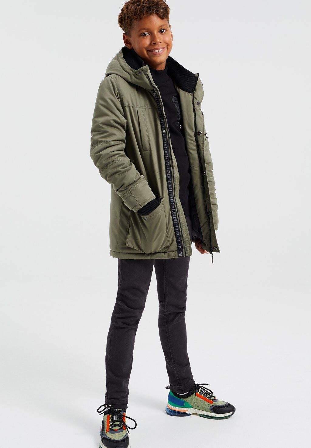 

Зимнее пальто WE Fashion, цвет green