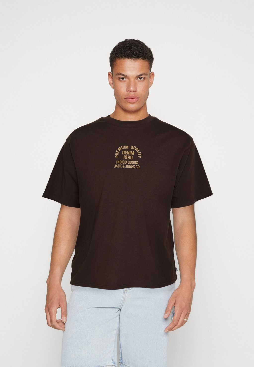 

Футболка с принтом Jack & Jones, темно коричневый