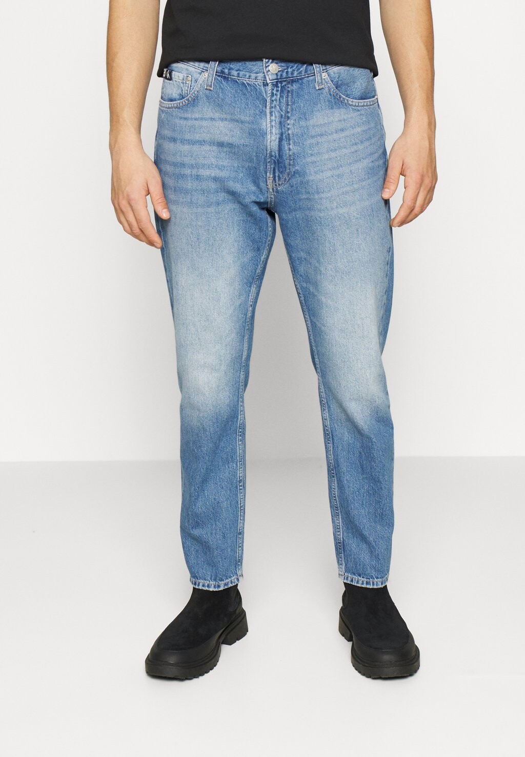 

Джинсы свободного кроя Calvin Klein Jeans