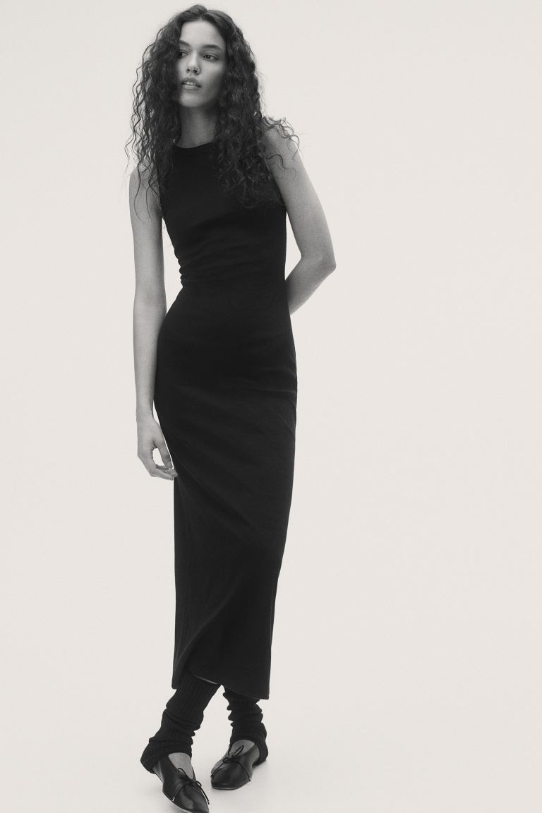 Облегающее платье в рубчик H&M, черный платье broadway повседневное прямой силуэт размер s черный