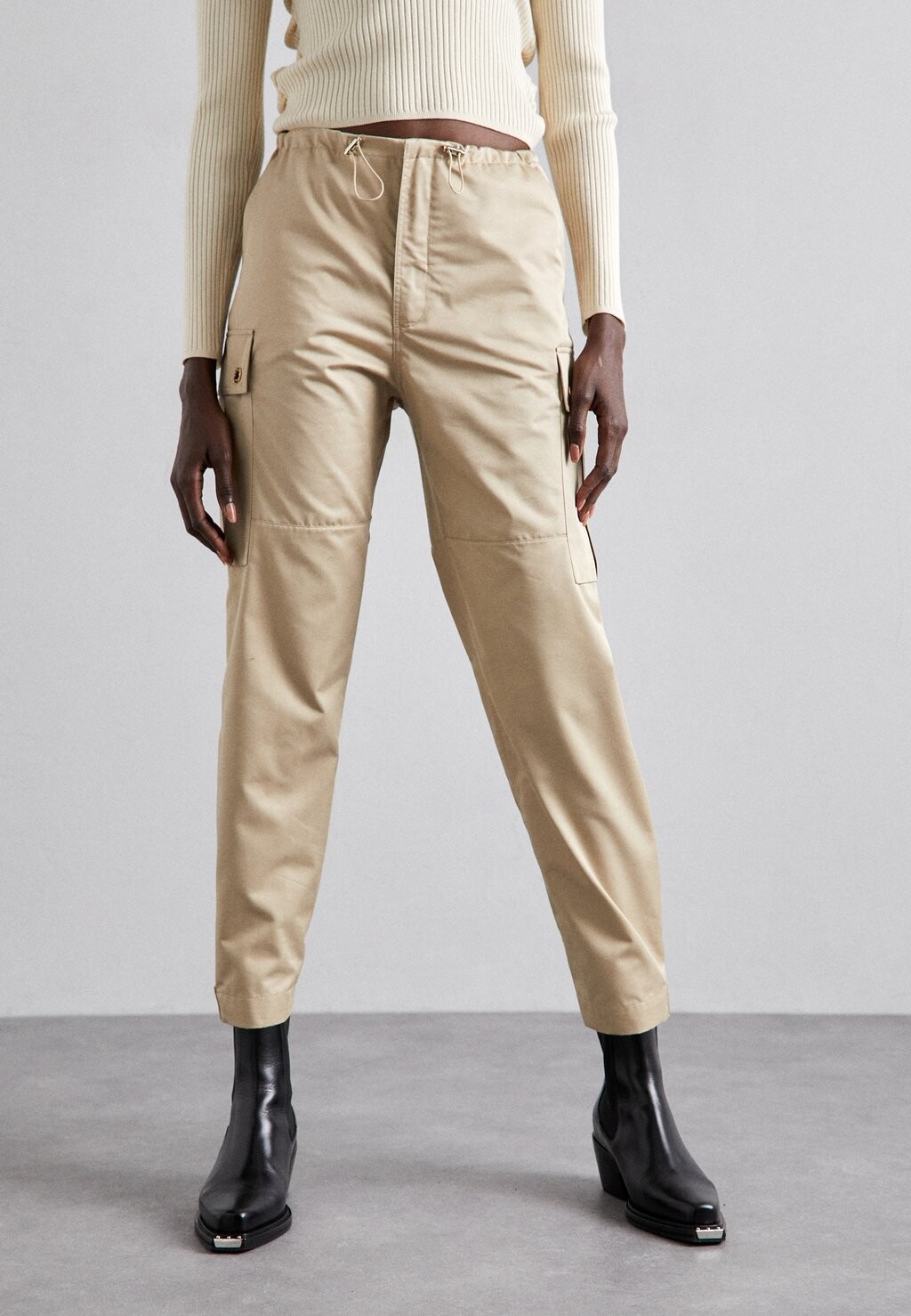 

Брюки карго Evelyne Base Pants sandro, бежевый