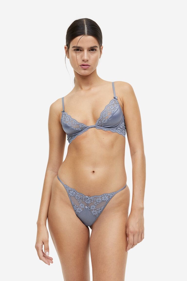 

Бюстгальтер без подкладок из атласа и кружева H&M