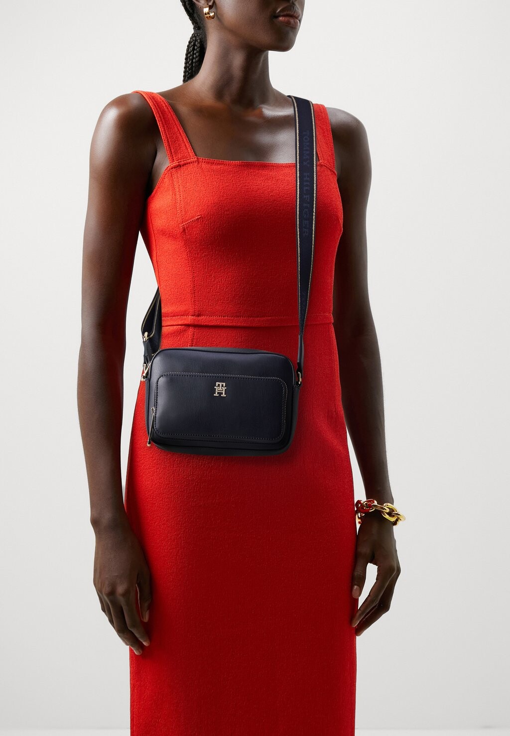 

Сумка Tommy Hilfiger, темно-синий