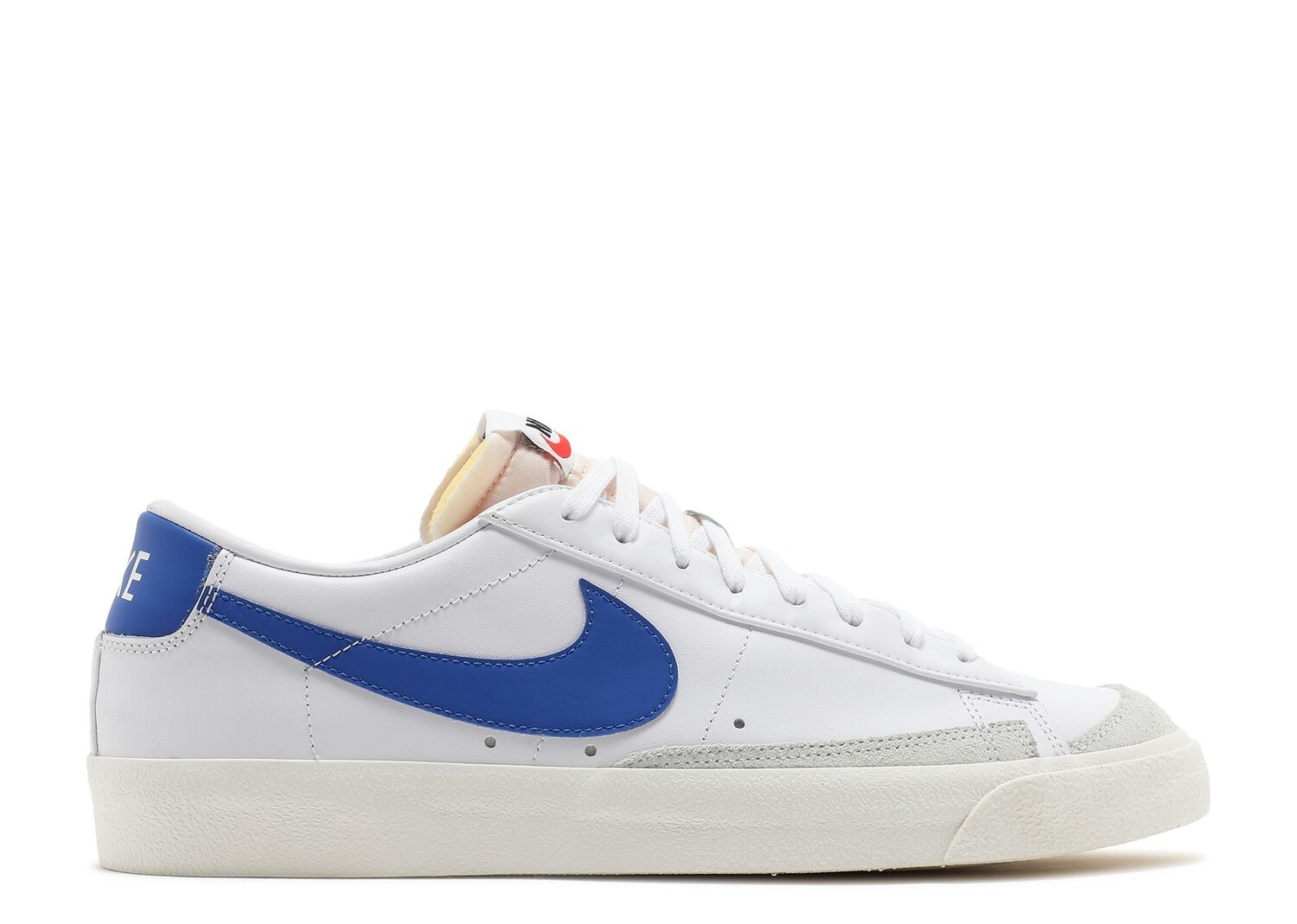 

Кроссовки Nike Blazer Low '77 Vintage 'White Hyper Royal', белый