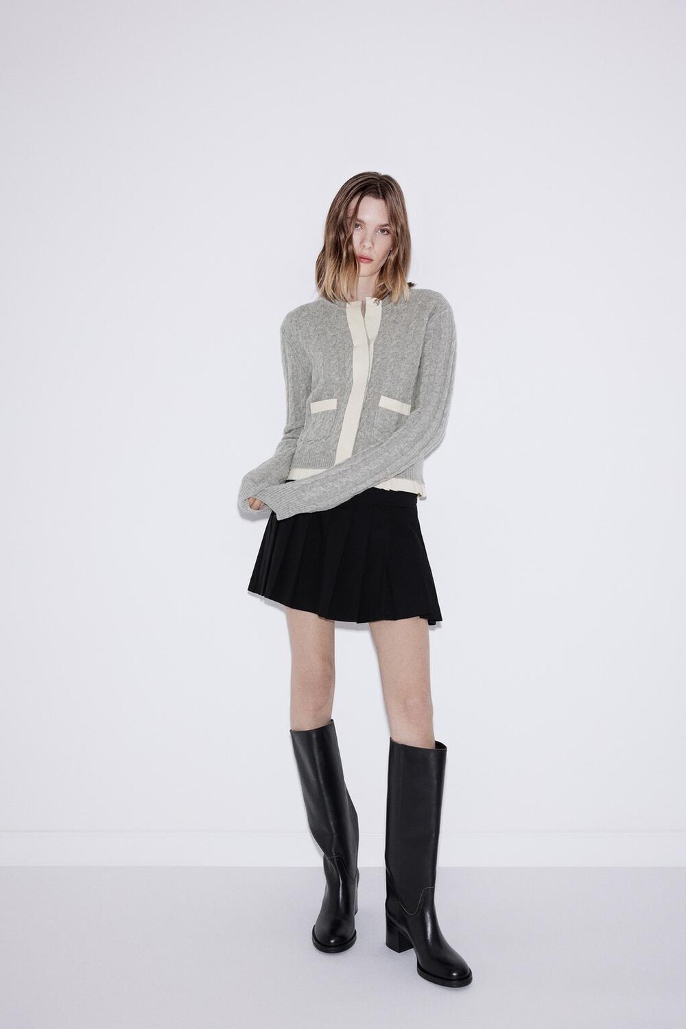 

Кардиган из 100% шерсти кабинной тяжкой ZARA, серый