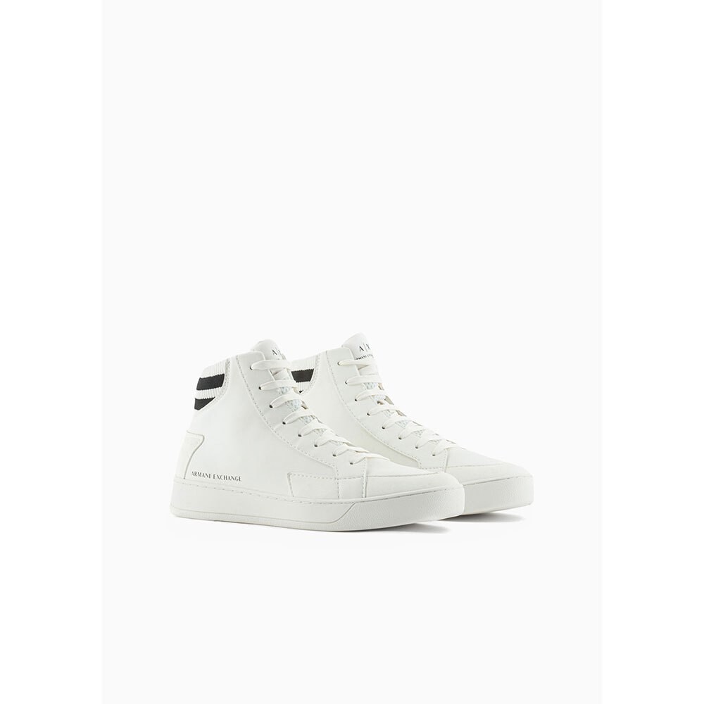 

Кроссовки Armani Exchange XUZ054_XV783, белый