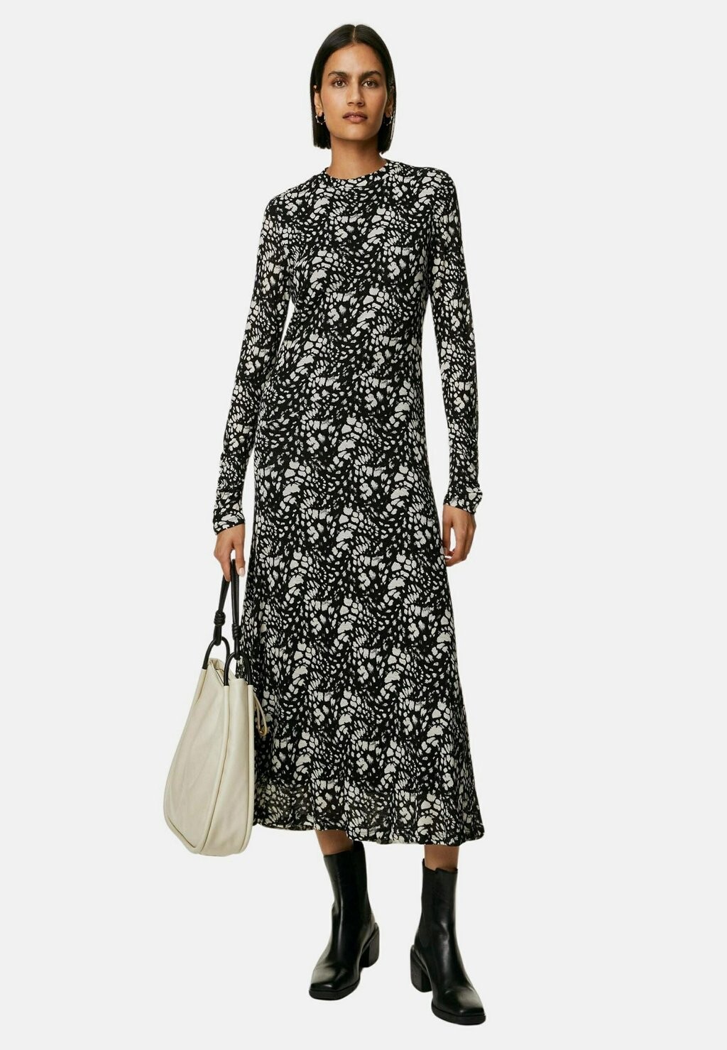 

Платье из джерси Printed Column Midi Marks & Spencer, цвет ecru mix