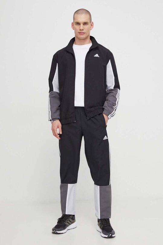 

Спортивный костюм adidas, черный