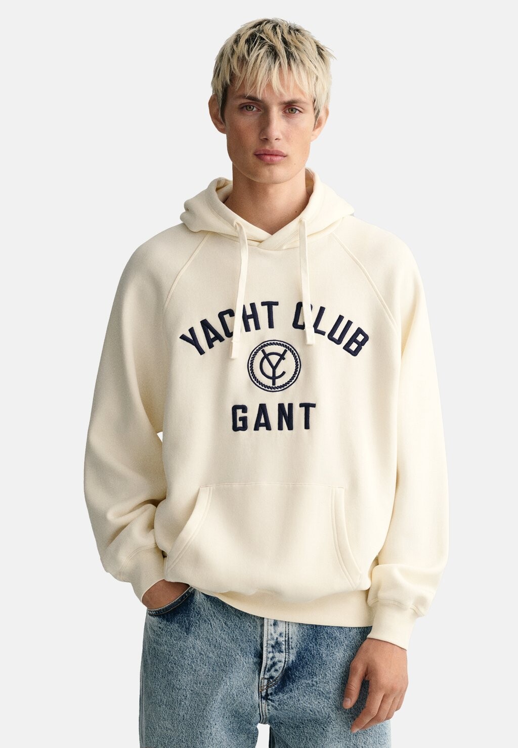 

Худи GANT