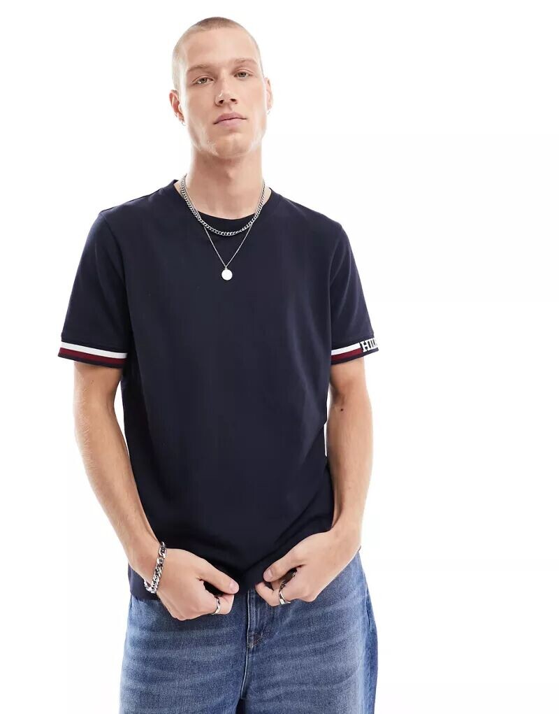 

Темно-синяя футболка Tommy Hilfiger Monotype с яркой окантовкой