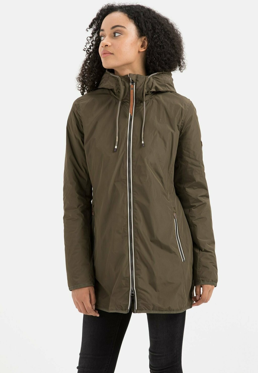 

Парка camel active