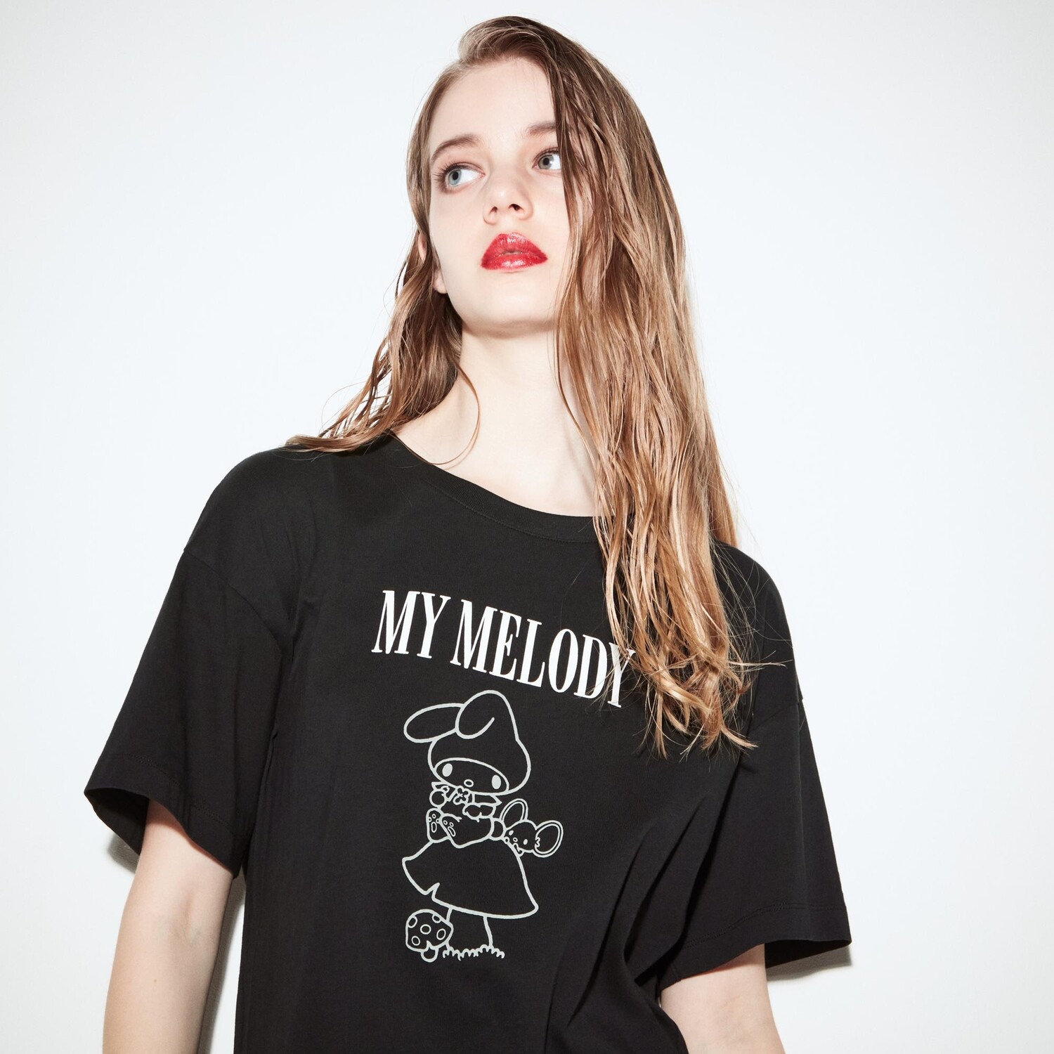 

Футболка оверсайз Kuromi & My Melody UT Graphic Uniqlo, черный